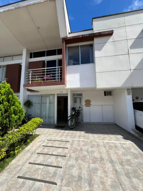 Casa D21 Campo Real Club House